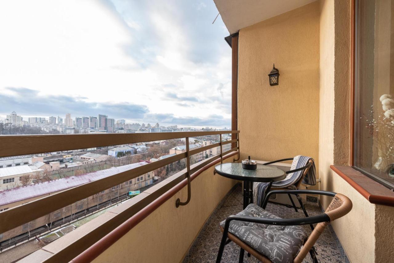 Your Home Away From Home Kyiv Exterior photo